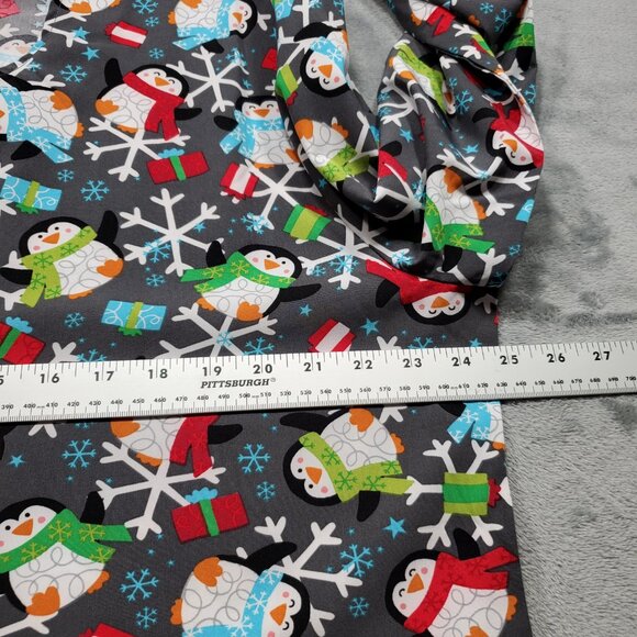 Elite Med Performance Scrub Jacket Penguins Presents and Snowflakes Wmn Sz 2XL - Picture 10 of 11